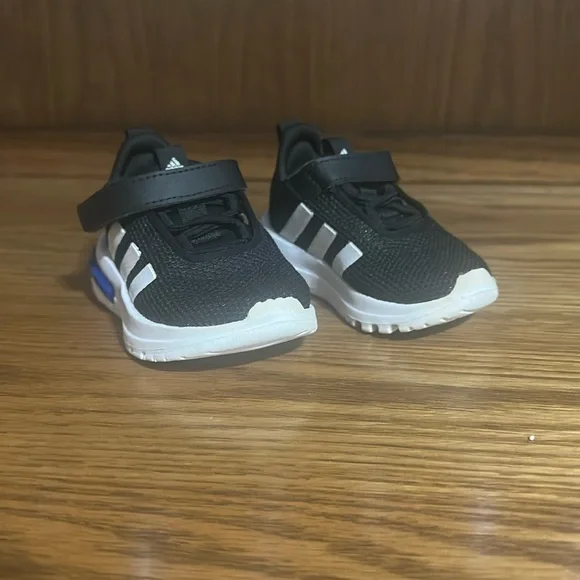 Toddler Adidas Shoe, Racer TR23 Lightweight Slip On. 4K. Black/White Soles - Picture 1 of 10